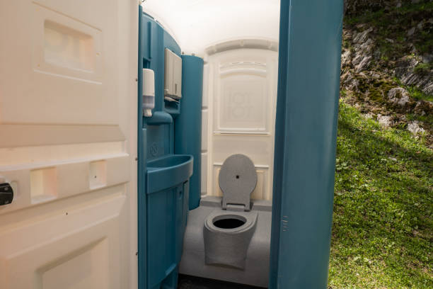 Best Emergency porta potty rental  in Lame Deer, MT
